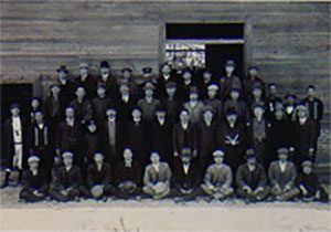 Commemorated the completion of Aogishi Sulfuric Acid Plant (February 1911)